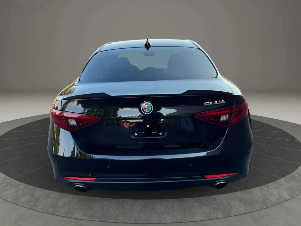 2018 Alfa Romeo Giulia - Image 6 of 20