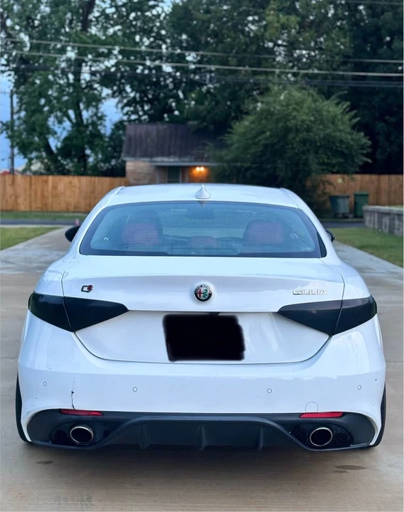 2018 Alfa Romeo Giulia - Image 5 of 14