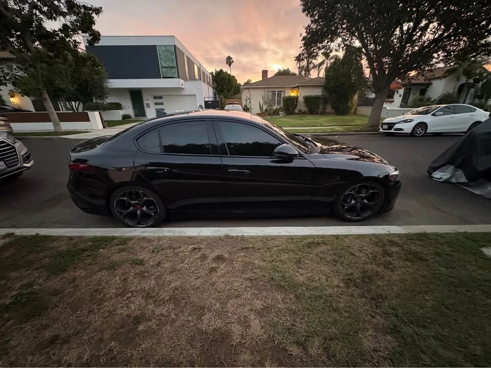 2018 Alfa Romeo Giulia - Image 4 of 10