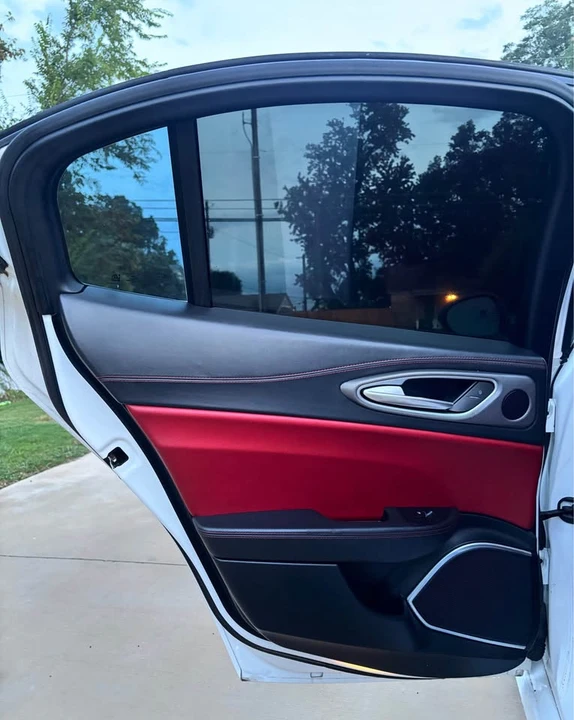 2018 Alfa Romeo Giulia - Image 9 of 14
