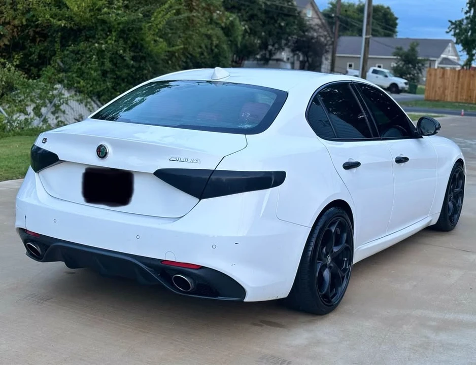 2018 Alfa Romeo Giulia - Image 6 of 14