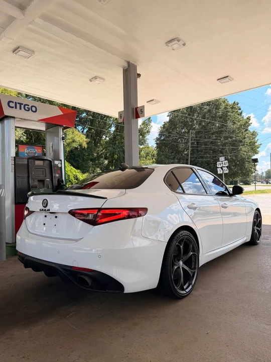 2018 Alfa Romeo Giulia - Image 20 of 20