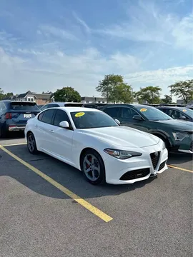 2018 Alfa Romeo Giulia Giulia