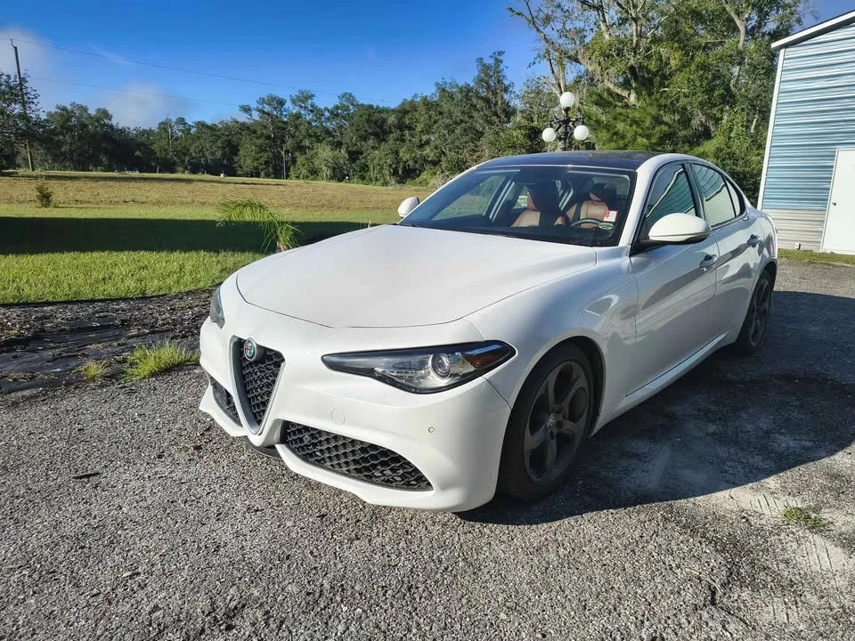 2018 Alfa Romeo Giulia - Image 2 of 12