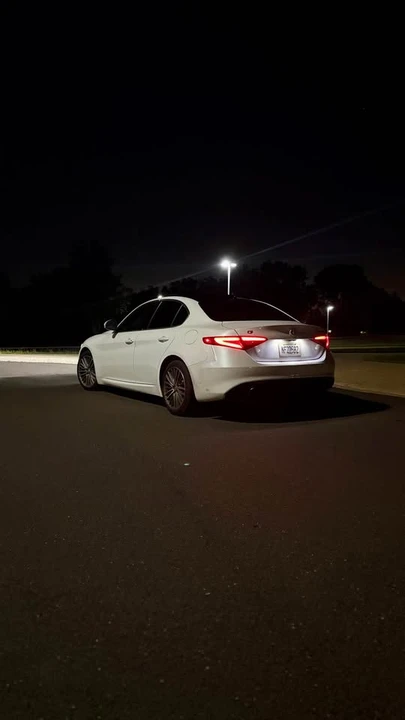 2018 Alfa Romeo Giulia - Image 3 of 6