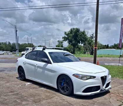 2018 Alfa Romeo Giulia Giulia