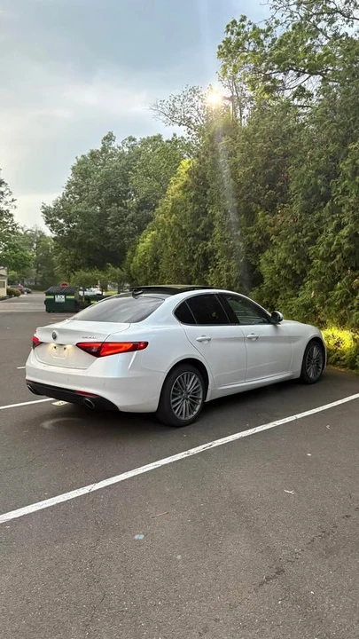 2018 Alfa Romeo Giulia - Image 6 of 6