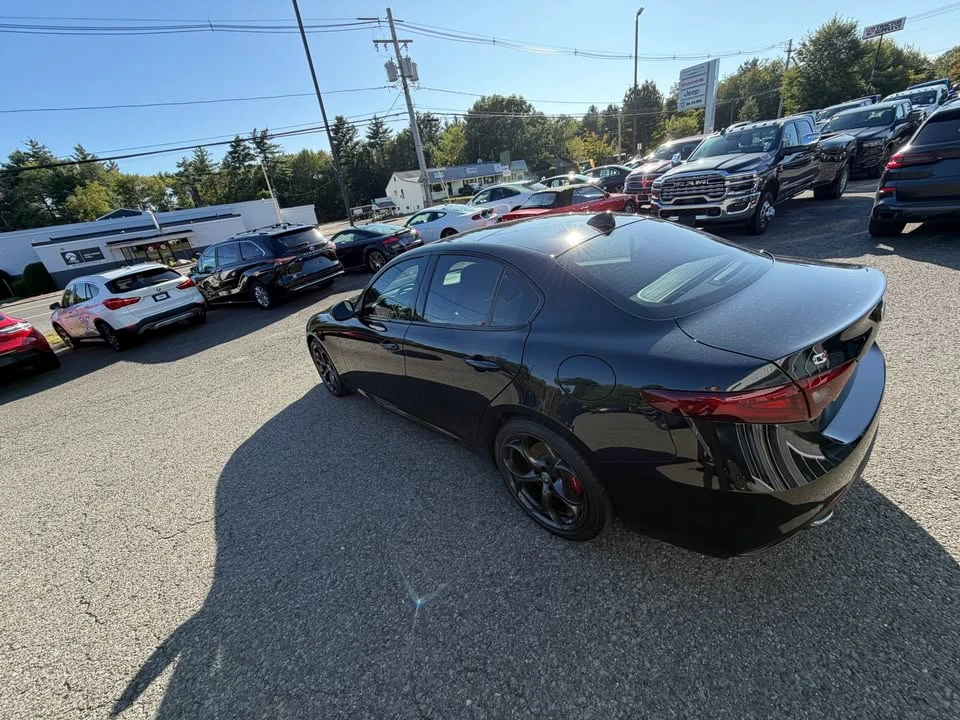 2018 Alfa Romeo Giulia - Image 4 of 7
