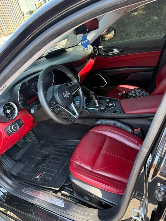 2018 Alfa Romeo Giulia - Image 3 of 6