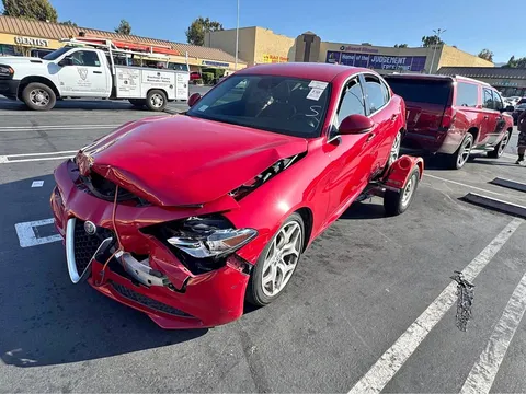 2018 Alfa Romeo Giulia Giulia