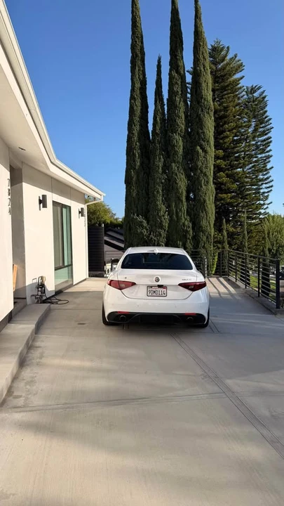 2018 Alfa Romeo Giulia - Image 4 of 20