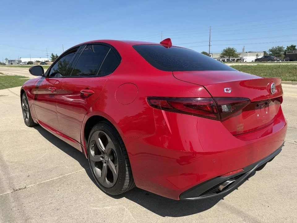 2018 Alfa Romeo Giulia - Image 5 of 20