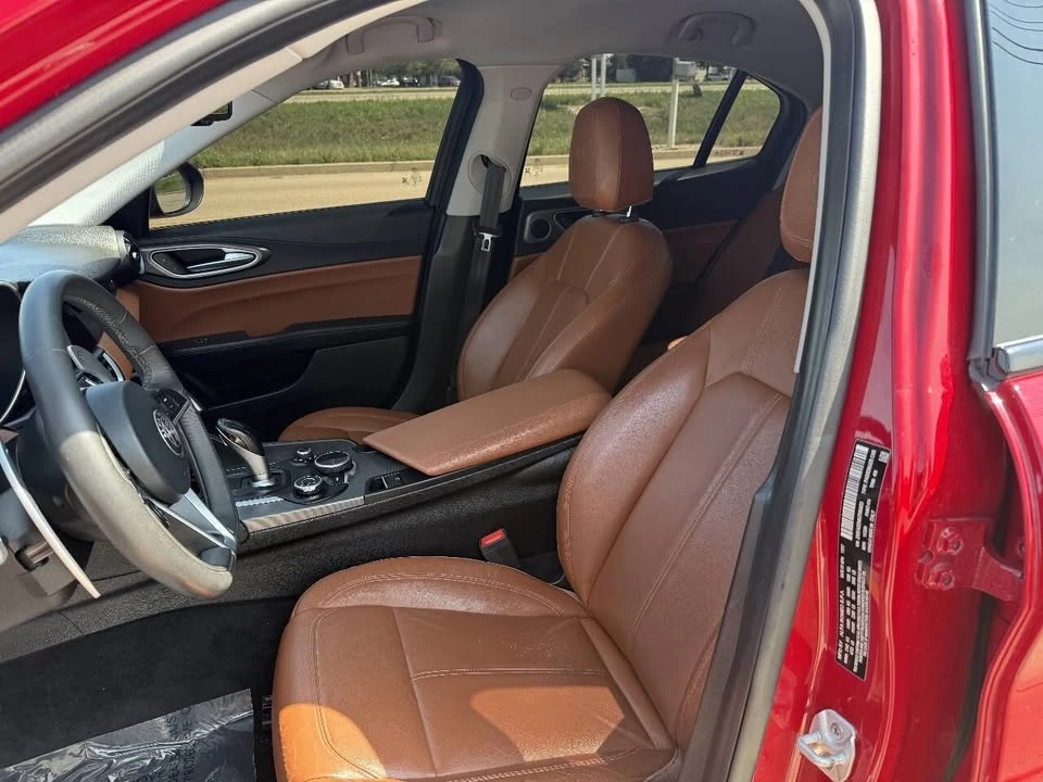 2018 Alfa Romeo Giulia - Image 12 of 20