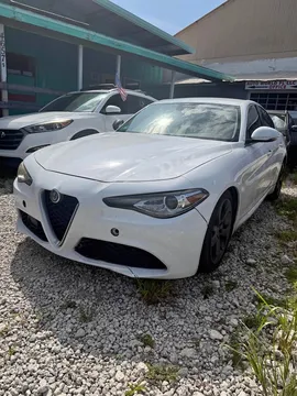 2018 Alfa Romeo Giulia Giulia