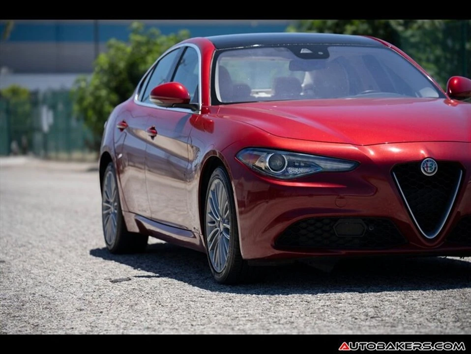 2018 Alfa Romeo Giulia - Image 7 of 20