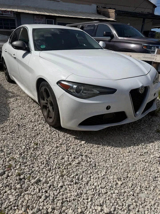 2018 Alfa Romeo Giulia - Image 2 of 6
