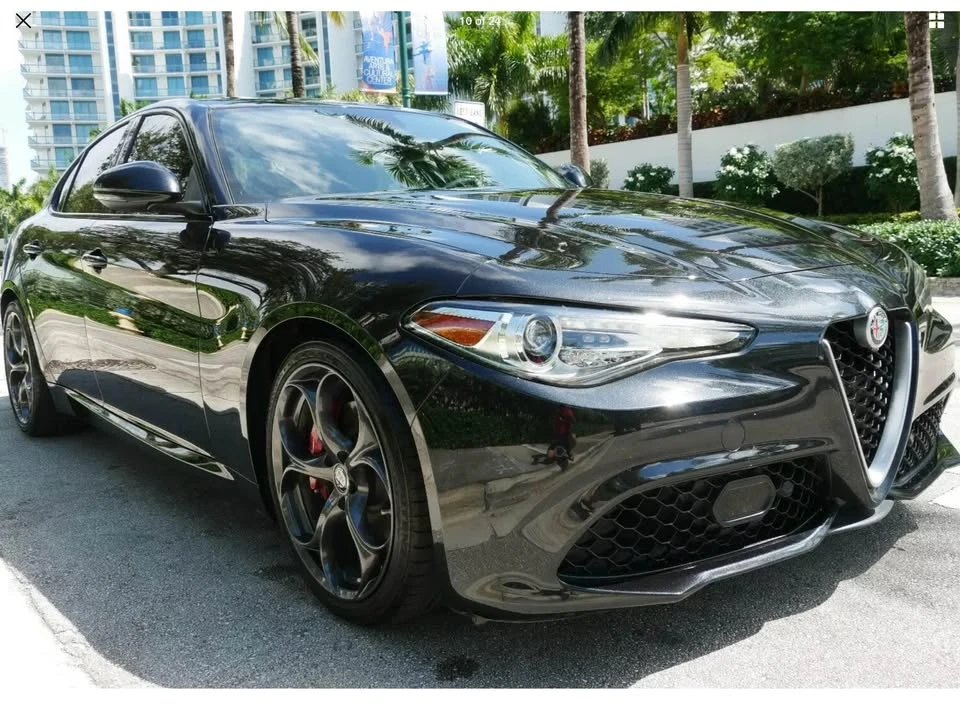 2018 Alfa Romeo Giulia - Image 2 of 13