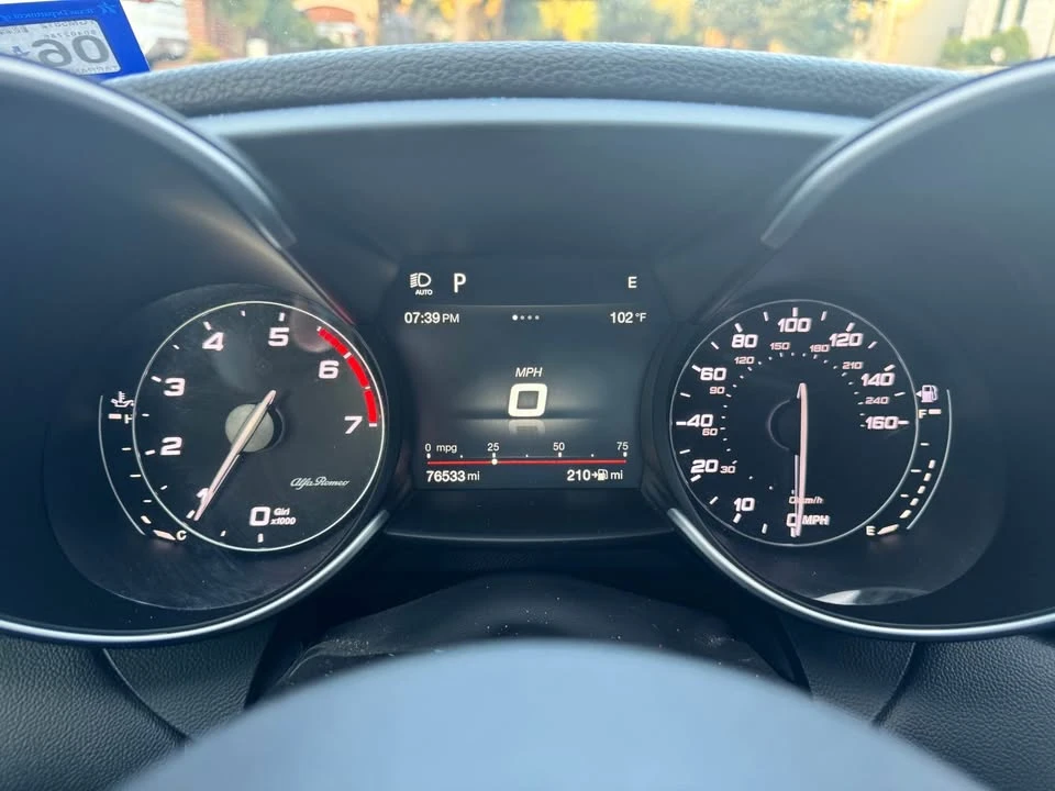 2018 Alfa Romeo Giulia - Image 6 of 7