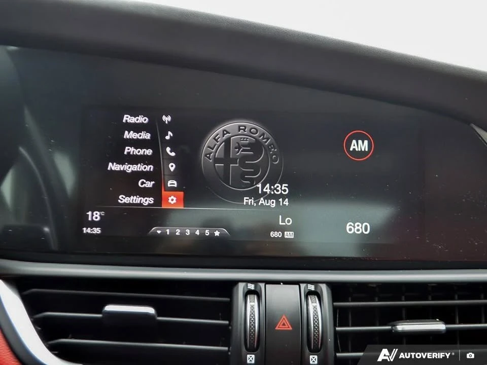 2018 Alfa Romeo Giulia - Image 20 of 20
