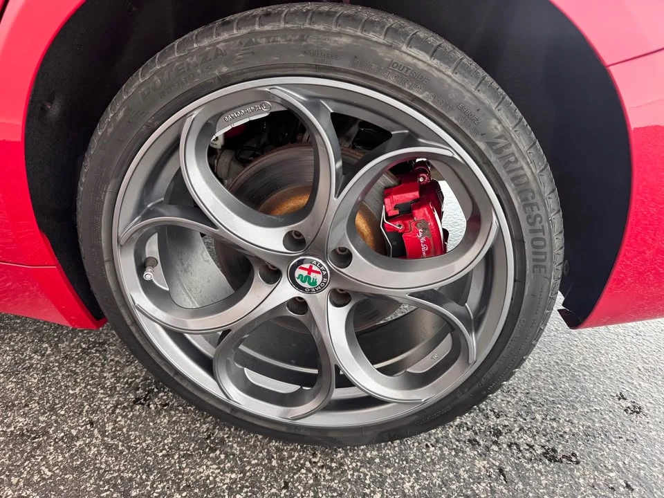 2018 Alfa Romeo Giulia - Image 10 of 20