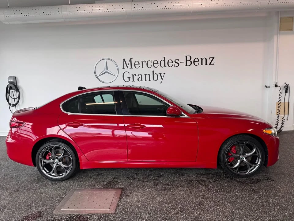 2018 Alfa Romeo Giulia - Image 2 of 20