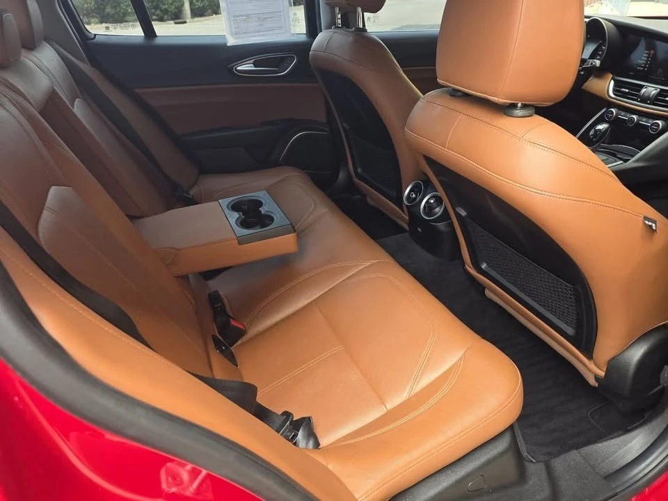2018 Alfa Romeo Giulia - Image 20 of 20