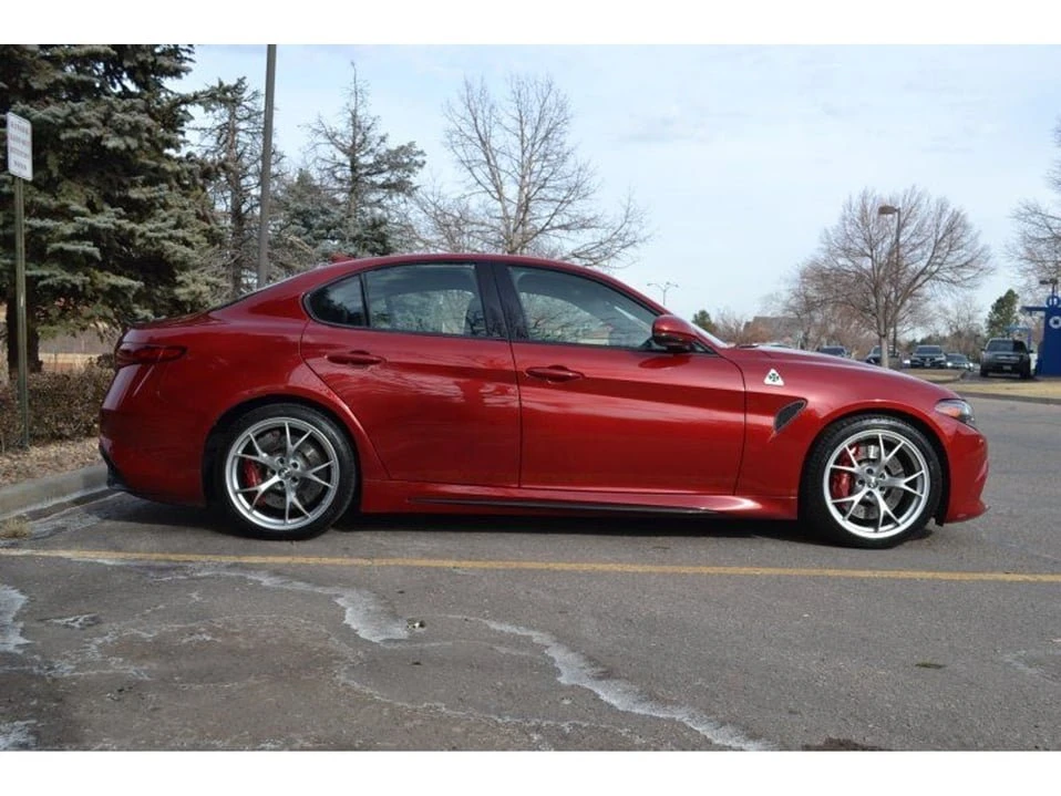 2018 Alfa Romeo Giulia - Image 7 of 20