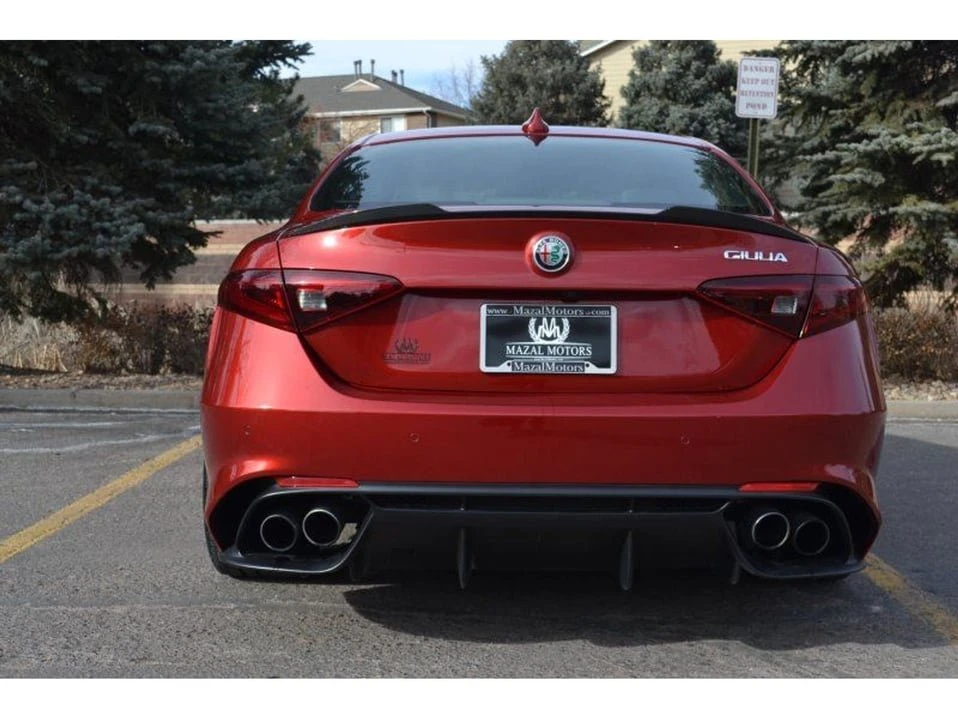 2018 Alfa Romeo Giulia - Image 12 of 20
