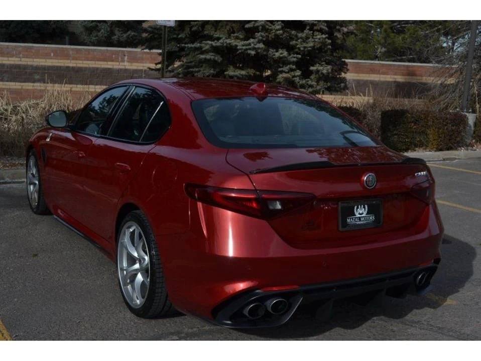 2018 Alfa Romeo Giulia - Image 9 of 20