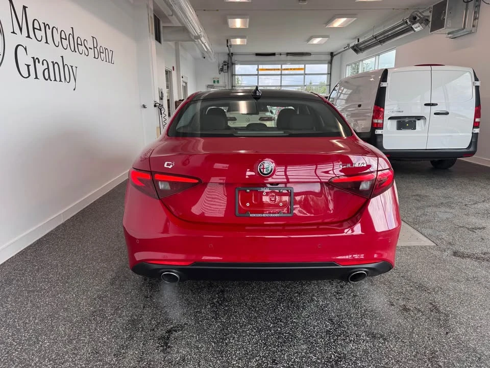 2018 Alfa Romeo Giulia - Image 4 of 20