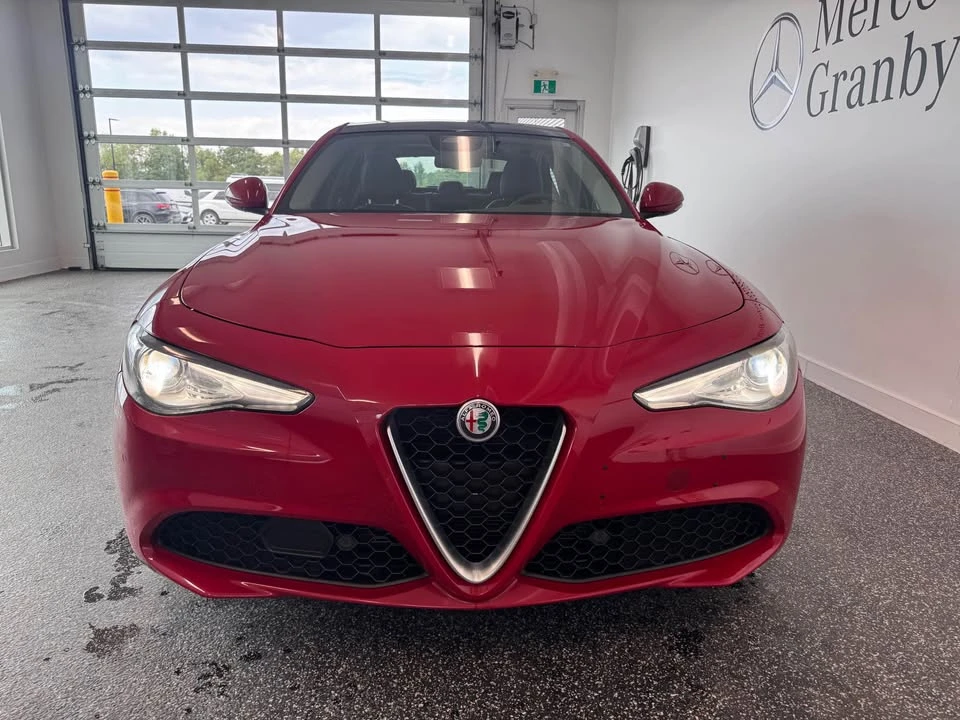2018 Alfa Romeo Giulia - Image 8 of 20
