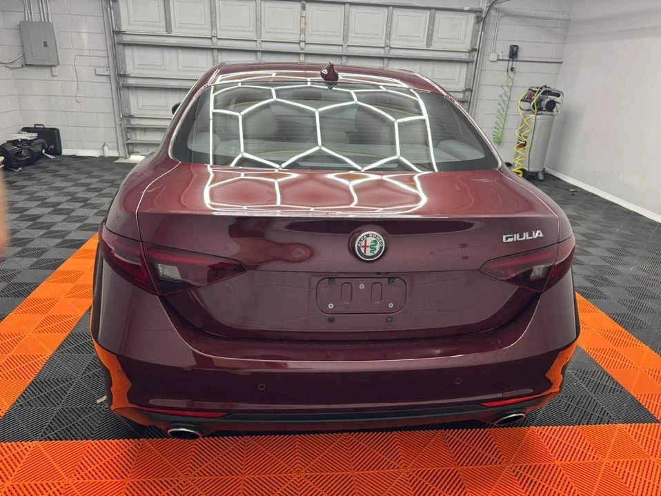 2018 Alfa Romeo Giulia - Image 5 of 20