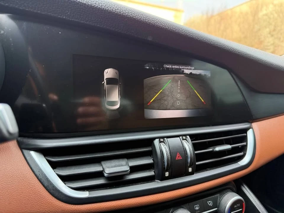 2018 Alfa Romeo Giulia - Image 20 of 20