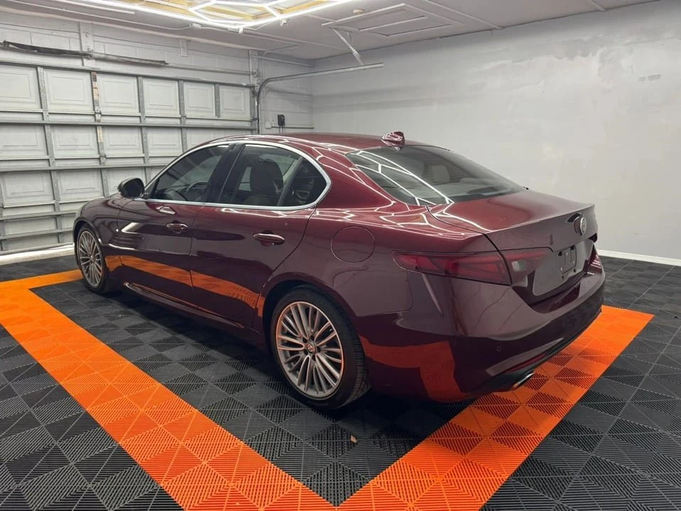 2018 Alfa Romeo Giulia - Image 4 of 20