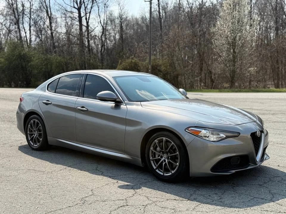 2018 Alfa Romeo Giulia - Image 3 of 20