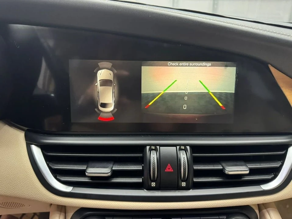 2018 Alfa Romeo Giulia - Image 20 of 20