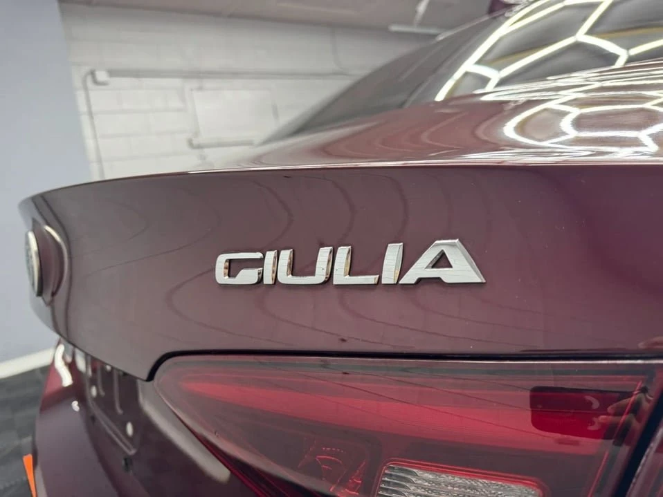 2018 Alfa Romeo Giulia - Image 7 of 20