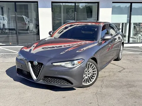 2018 Alfa Romeo Giulia Giulia