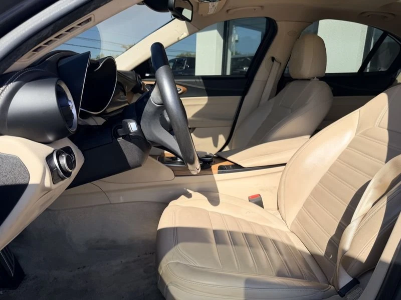 2018 Alfa Romeo Giulia - Image 4 of 5