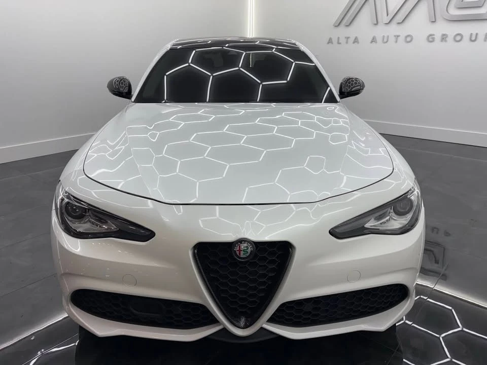 2018 Alfa Romeo Giulia - Image 3 of 20