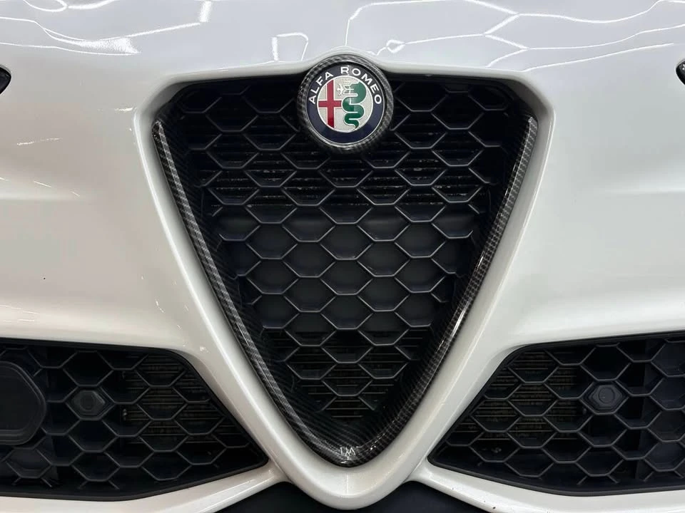 2018 Alfa Romeo Giulia - Image 12 of 20
