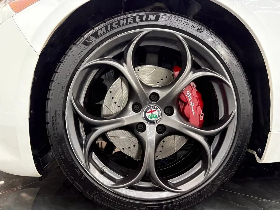 2018 Alfa Romeo Giulia - Image 20 of 20