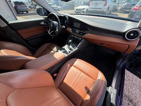 2018 Alfa Romeo Giulia - Image 7 of 10