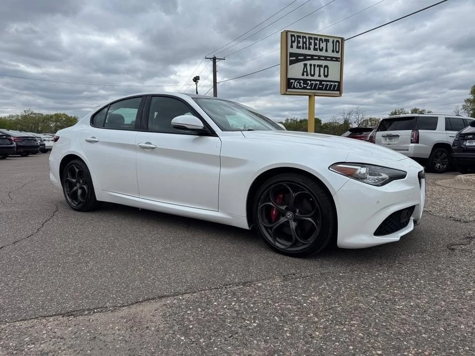 2018 Alfa Romeo Giulia - Image 2 of 20