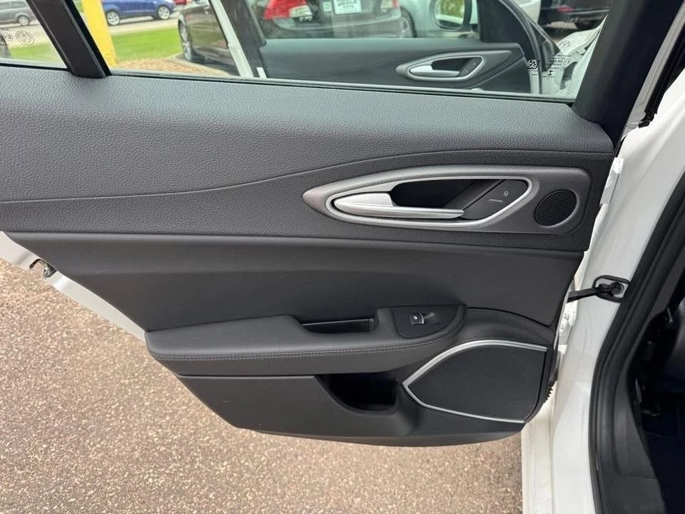 2018 Alfa Romeo Giulia - Image 20 of 20