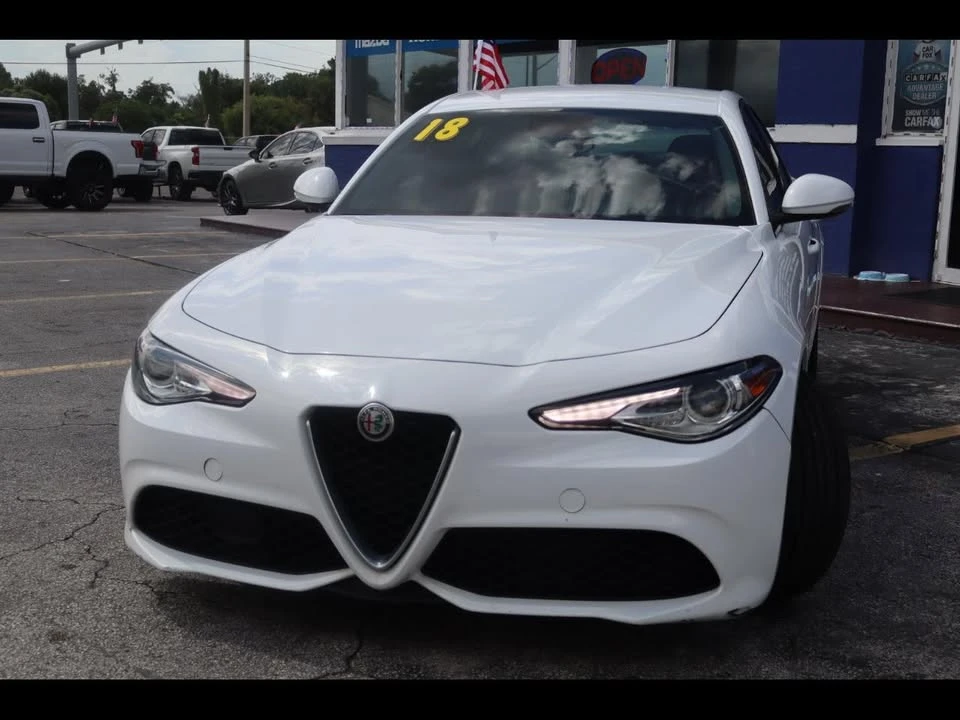 2018 Alfa Romeo Giulia - Image 2 of 19
