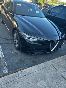 2018 Alfa Romeo Giulia Giulia