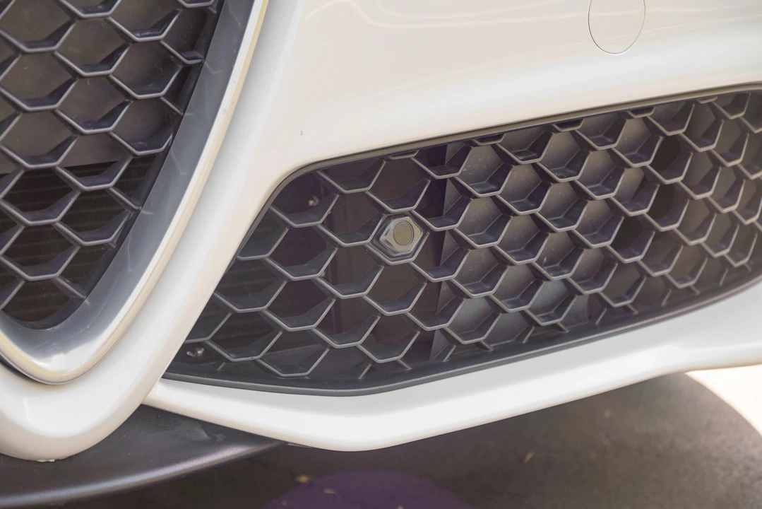 2018 Alfa Romeo Giulia - Image 19 of 31