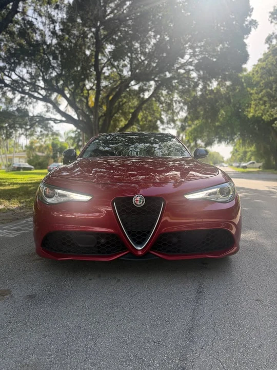 2018 Alfa Romeo Giulia - Image 2 of 10