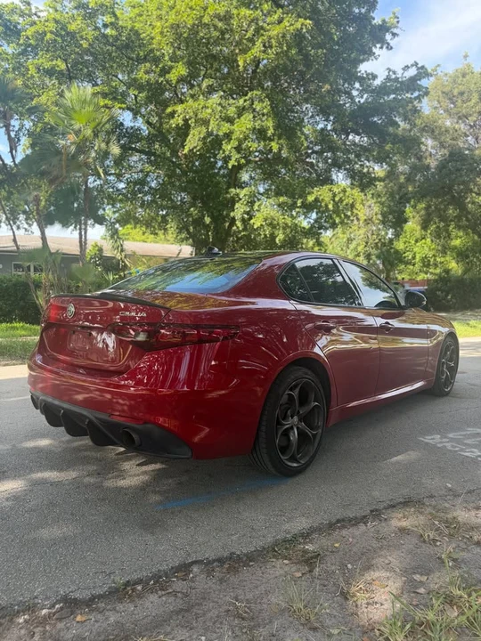 2018 Alfa Romeo Giulia - Image 4 of 10